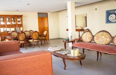 VENTA DE CASA DE 3 PISOS EN PIMENTEL